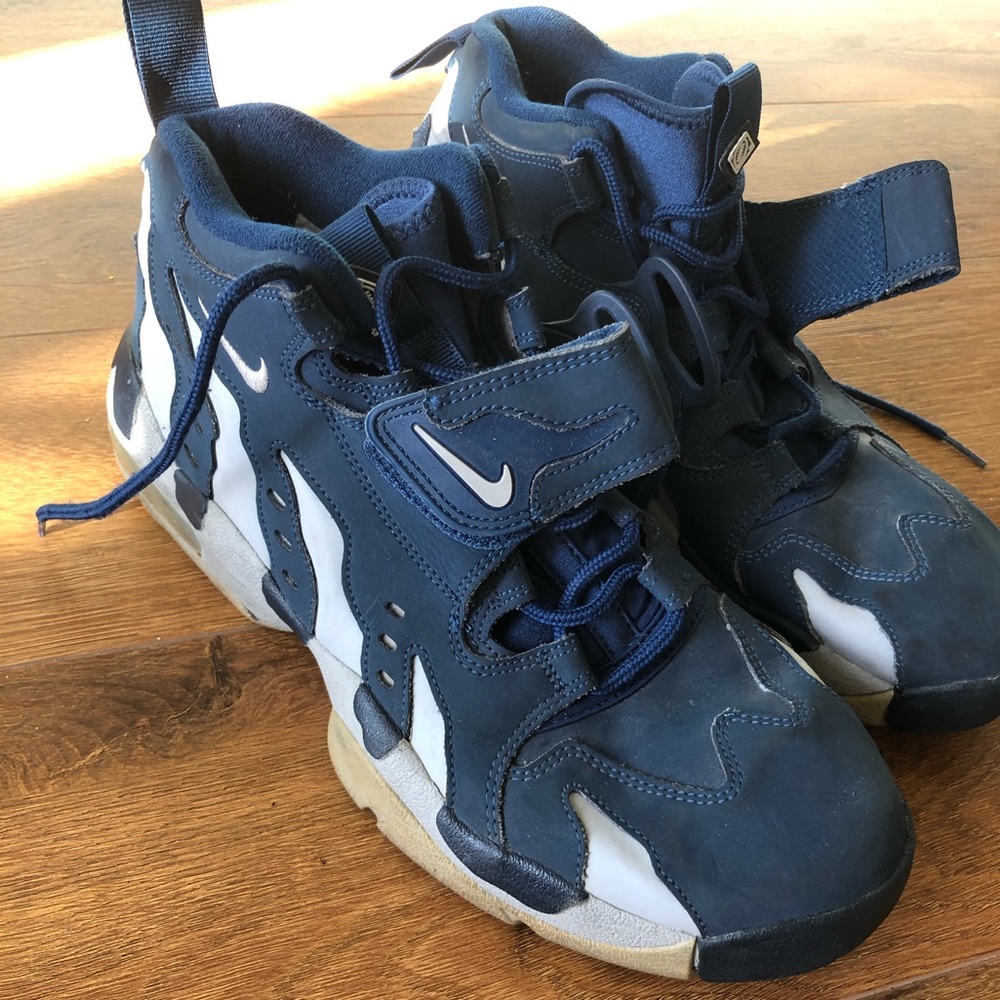 Nikes size 11.5